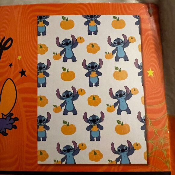 Disney Stitch Fall Throw Blanket – Pumpkin Halloween Cozy Plush - Picture 3 of 3